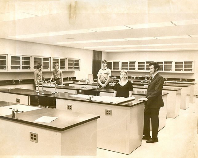 Employees in new biology laboratory
