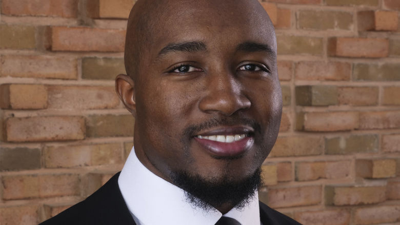 Deryck Toles headshot