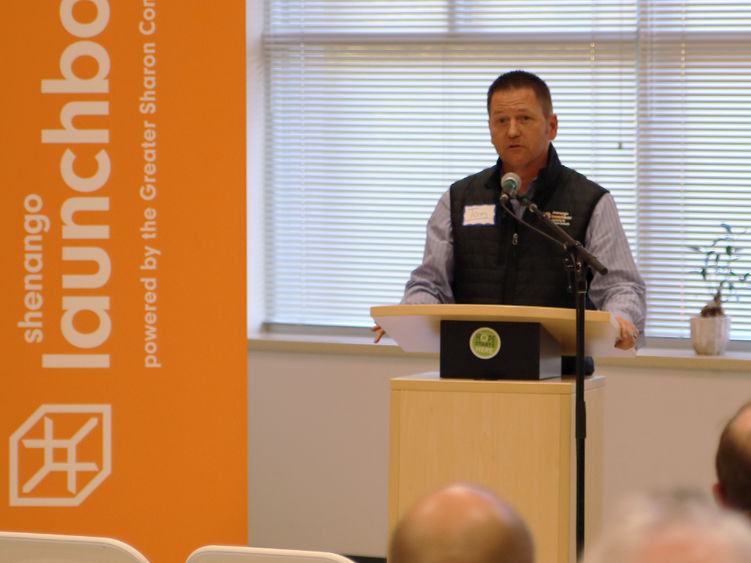 Tom Roberts speaks at the Shenango LaunchBox ribbon cutting